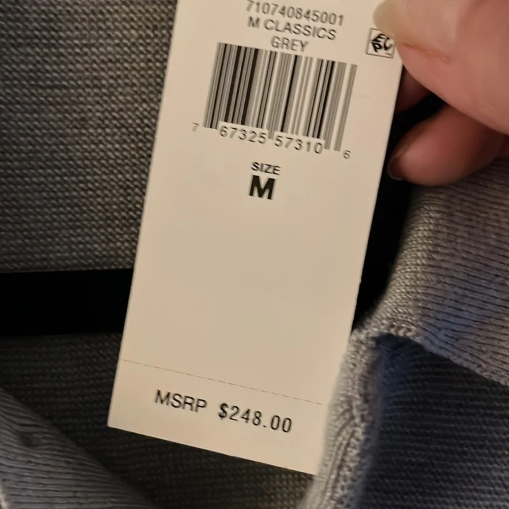 NWT! Men’s Polo by Ralph Lauren Wool, Silk and Cashmere Knit Polo. Lt. Gray Med